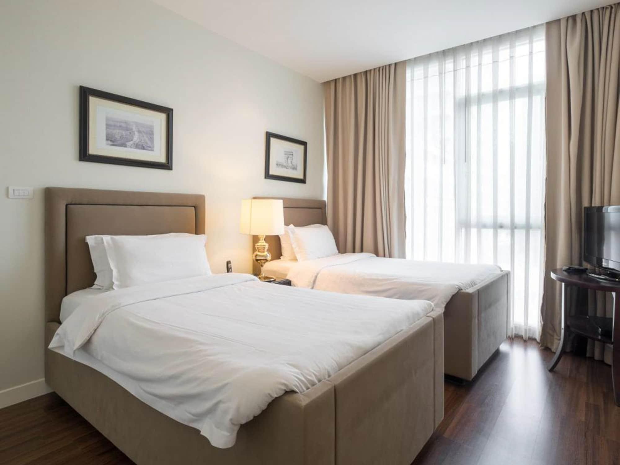 Rongratana Executive Residence Бангкок Екстер'єр фото
