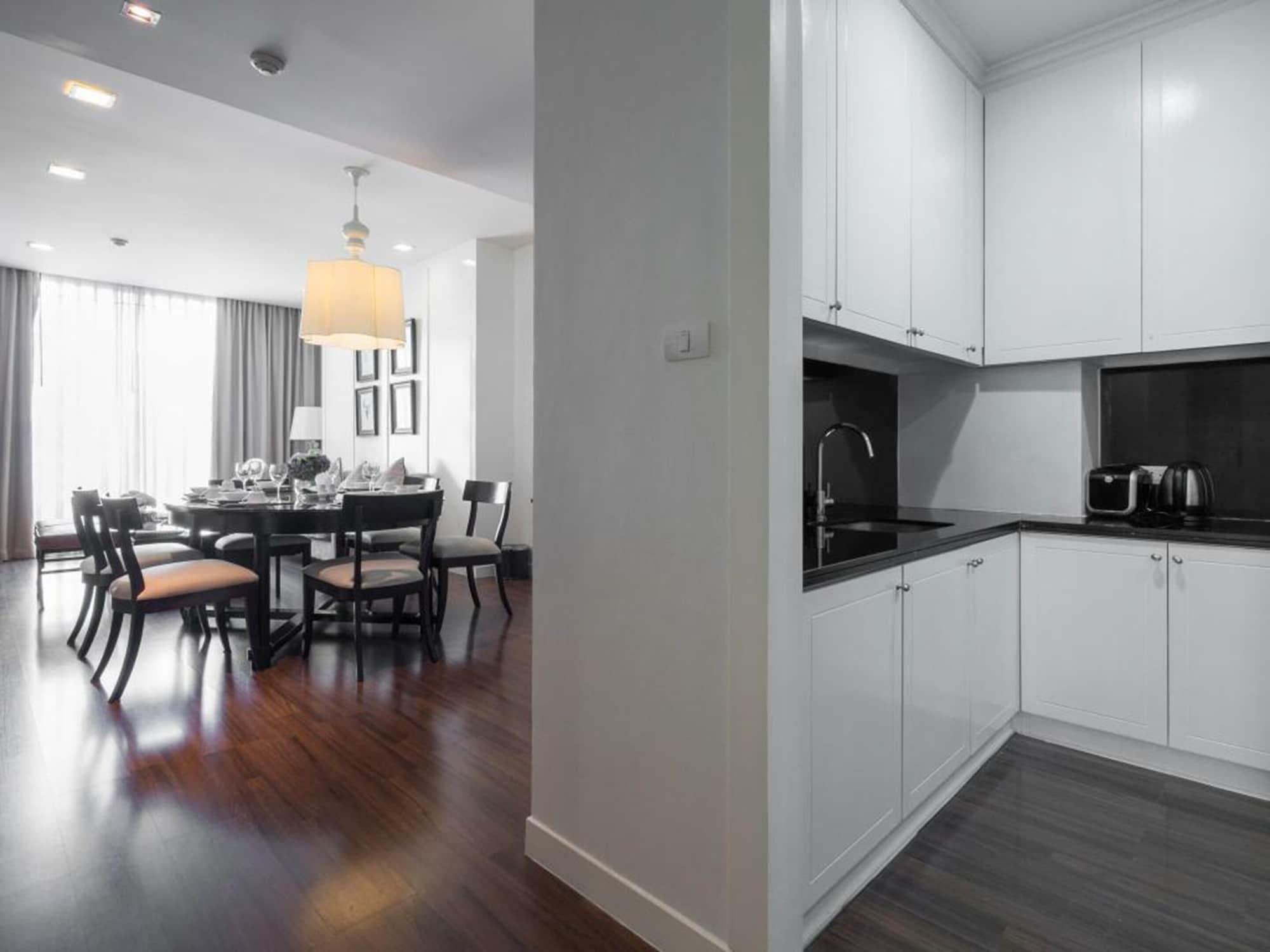 Rongratana Executive Residence Бангкок Екстер'єр фото